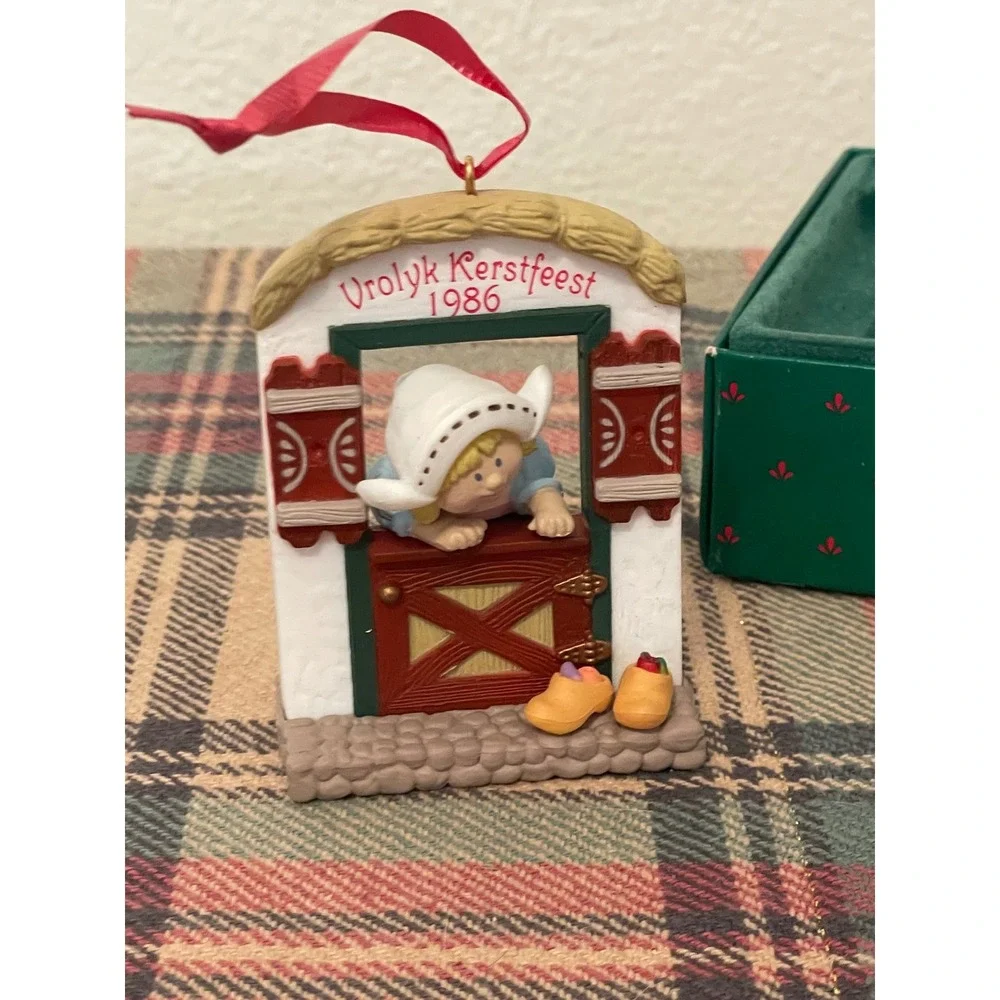 Hallmark this item